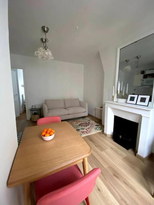 Modern Appartement W/ Tour Eiffel View In The 7Th 巴黎 外观 照片